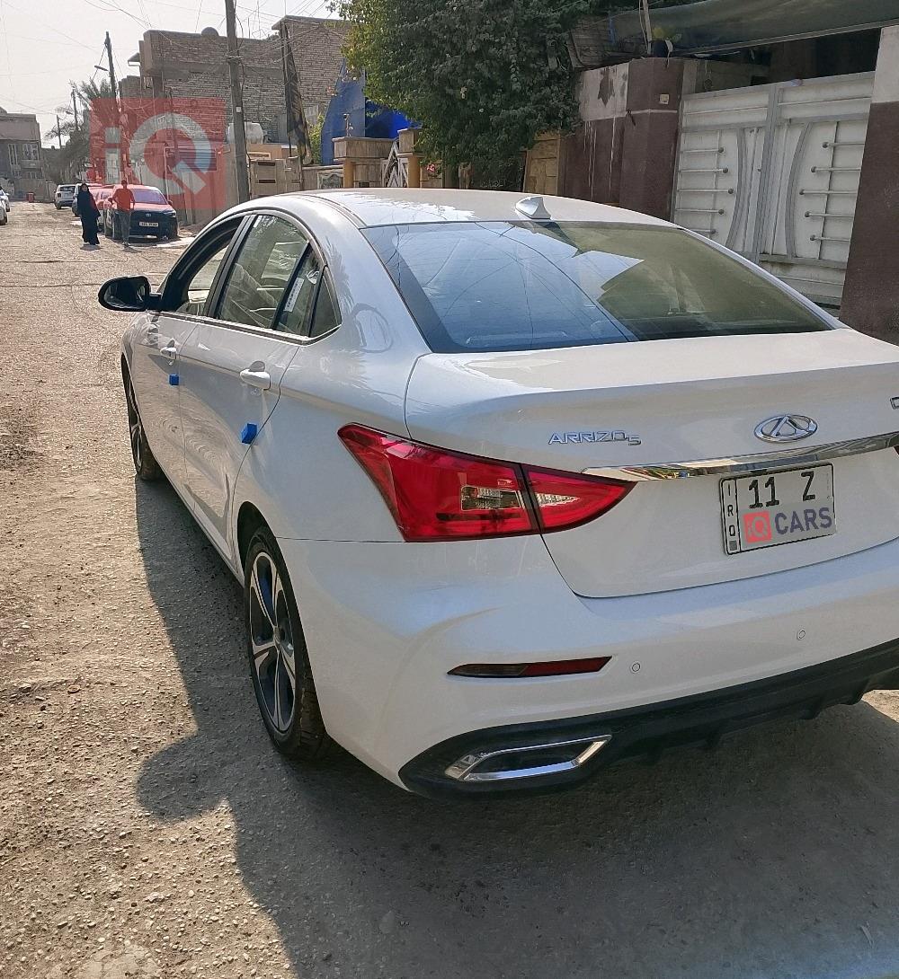 شيري أريزو 5